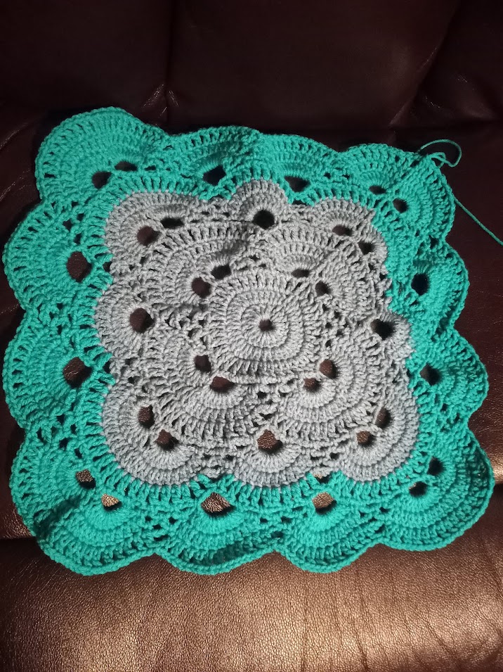 If You Love the Endless Granny Square Blanket, Then You Must Try The Beautiful Virus Blanket Crochet Stitch - Flamingo Crochet - A New Way to Learn Crochet